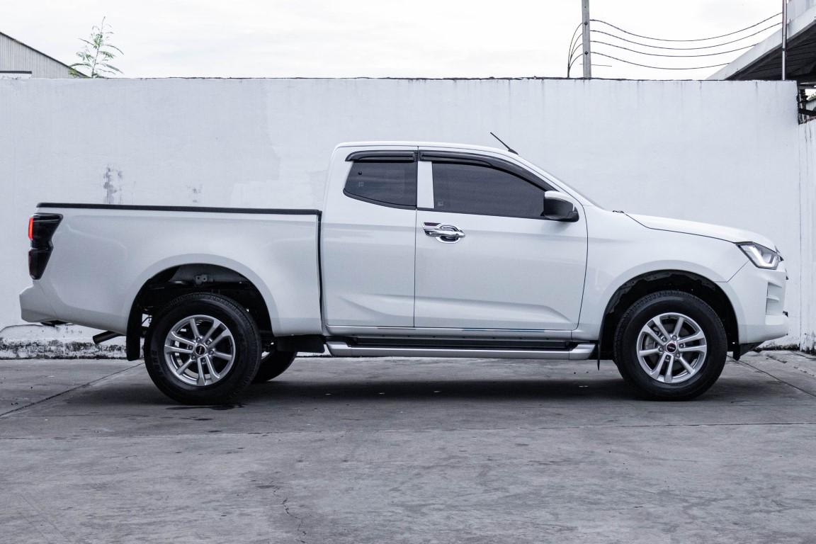 Isuzu Dmax Spacecab Hilander 1.9 L DA A/T 2022 *LK0584*